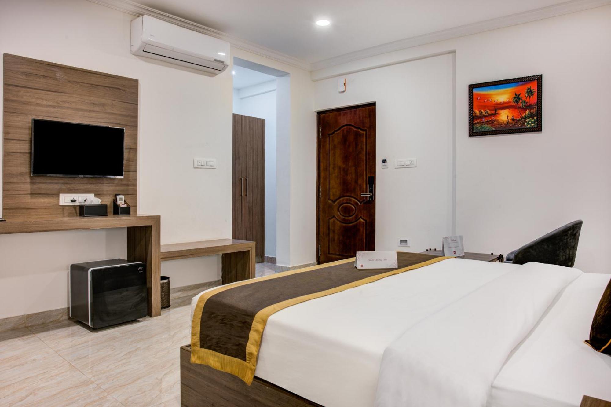 Hotel Sterling Inn Bangalore International Airport Yelahanka Esterno foto