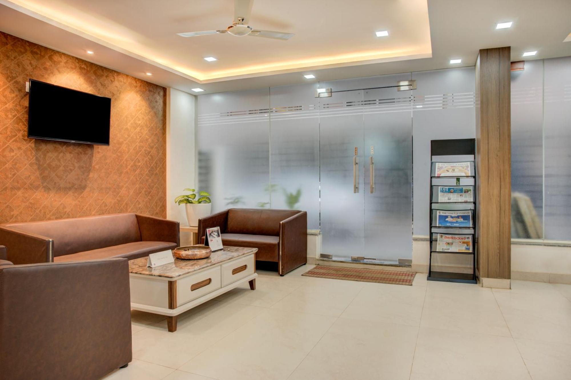 Hotel Sterling Inn Bangalore International Airport Yelahanka Esterno foto